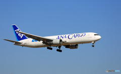 ☀ANA CARGO 767 JA8664