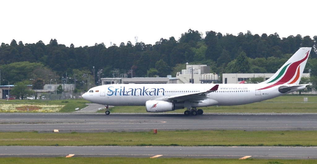Srilankan 機