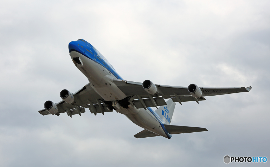 出発 KLM 747-400 PH-BFT