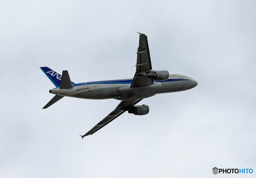 ☁ANA A320-200 JA8304離陸
