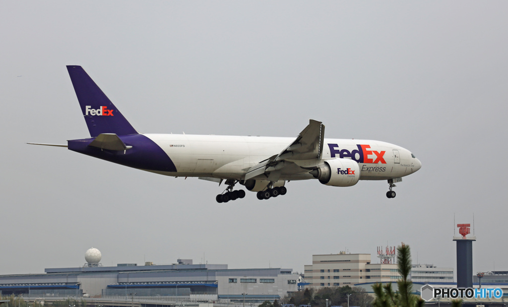 FedEX 777-FS2 N850FD 着陸 