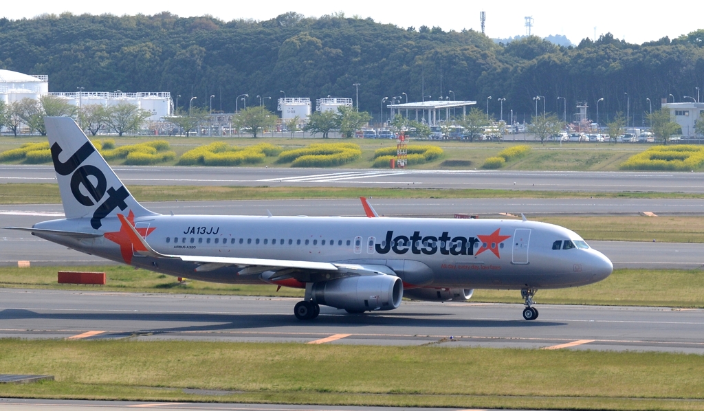 出発（113）Jetstar A320-200 　