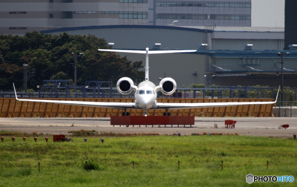 ☮private Gulfstream Aerospace G-V N83CW