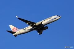 離陸　Air China 737-800 B-2068