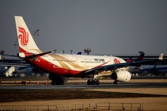 離陸 Air China A330-200 