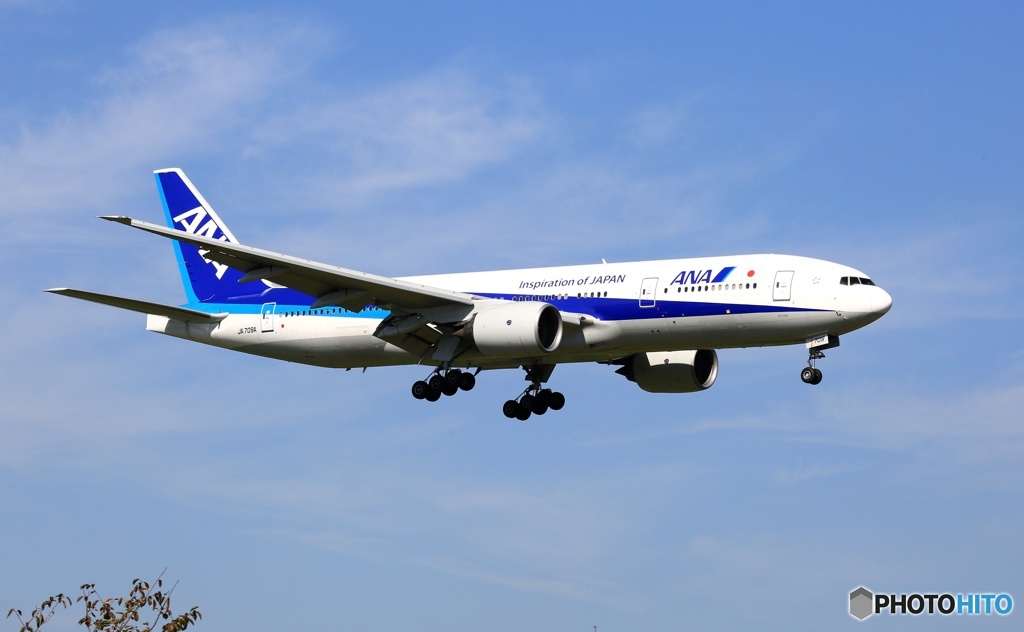 着陸 ANA 777-200