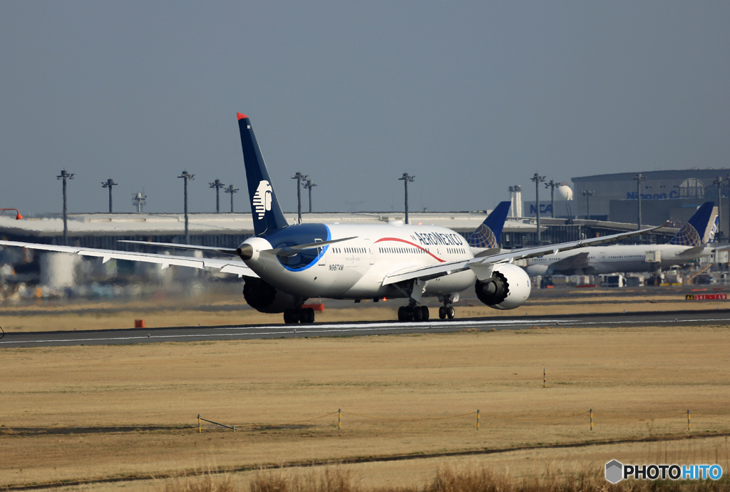 「スカイ」 Aeromexico 787-8 N967AM 出発