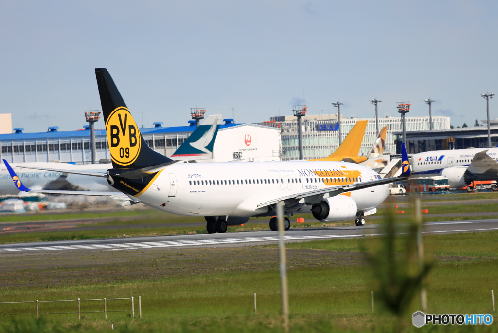 MONGOLIUAN 737-8SH JU-1015