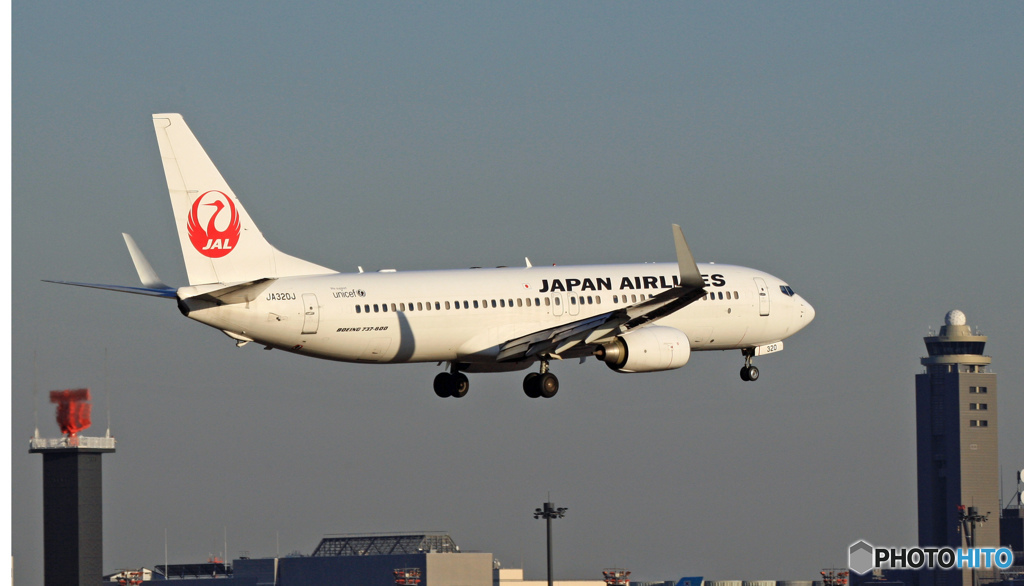 着陸 JAL 737-800 JA320J