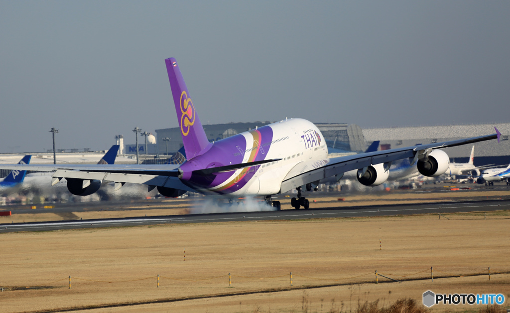 Thai A380-841 HS-TUF 到着 
