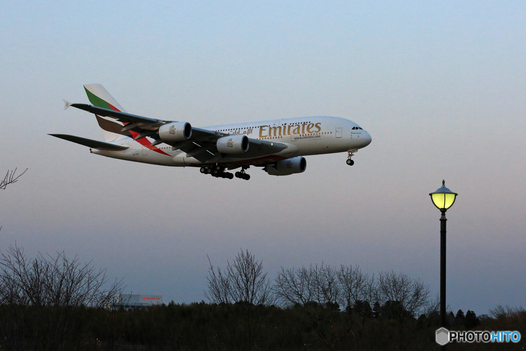 到着✈ エミレーツ航空 A380-861 A6-EUE✈