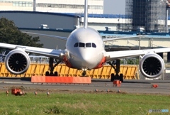 Jetstar 787-8 VH-VKA 出発　