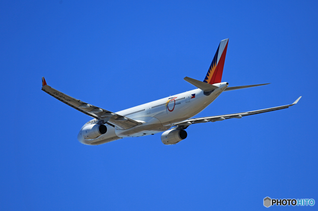 「良い天気」Philippines A330-343 RP-C8765飛び立ち