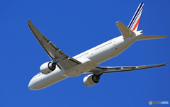 飛行 Air France 777-328 F-GSQY