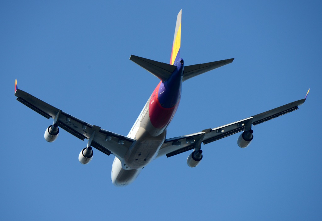 Asiana 747-4B5  