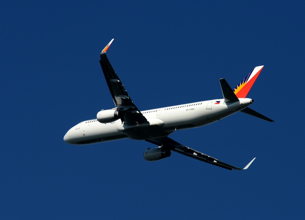 離陸（454）Philippines A321-321