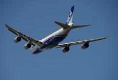 NCA 747-8KZ 出発