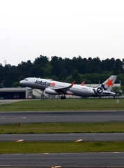 飛び立ち（144）Jetstar A320-200　