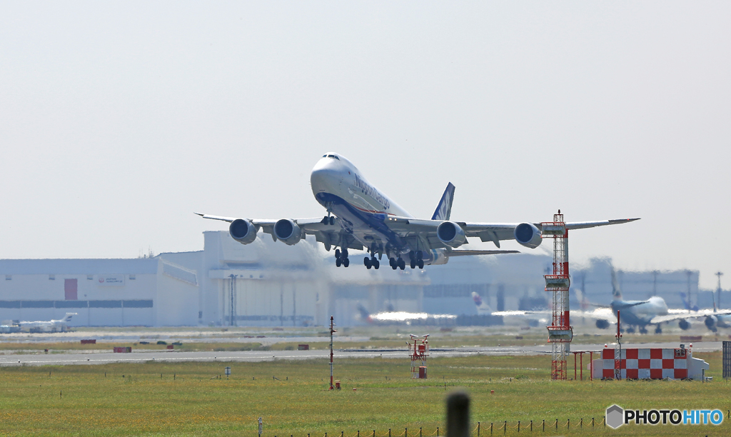 出発 NCA 747-8KZF JA12KZ
