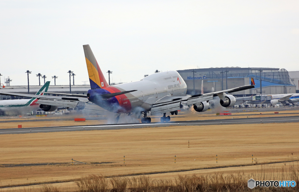 着陸 ASIANA 747-400 HL7423
