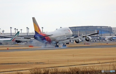 着陸 ASIANA 747-400 HL7423