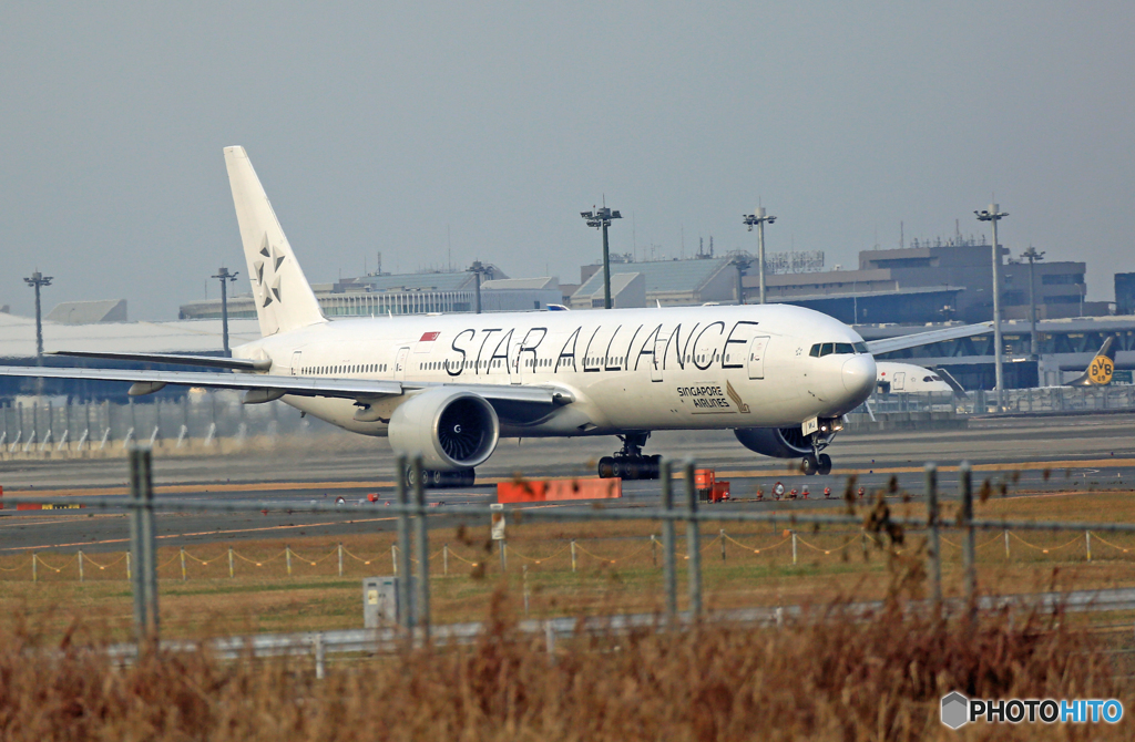 [離陸]  Singapore Star 777-300