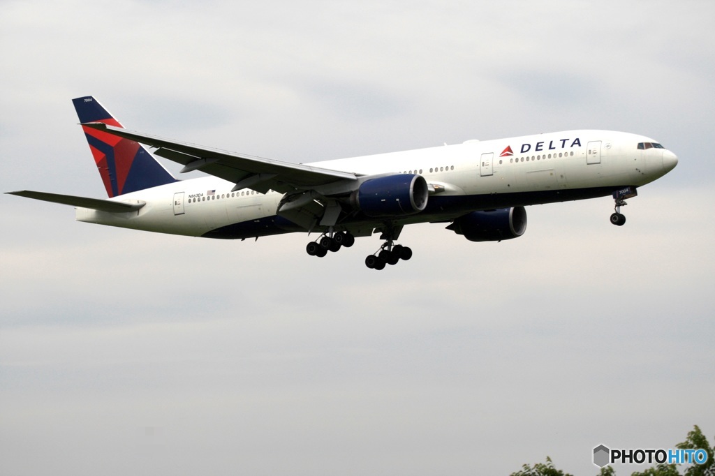 Delta 767-332 到着　