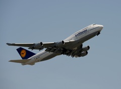 Lufthansa 747-430 飛び立ち　