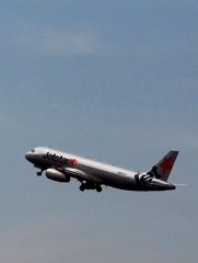 飛び立ち（44）Jetstar A320-200