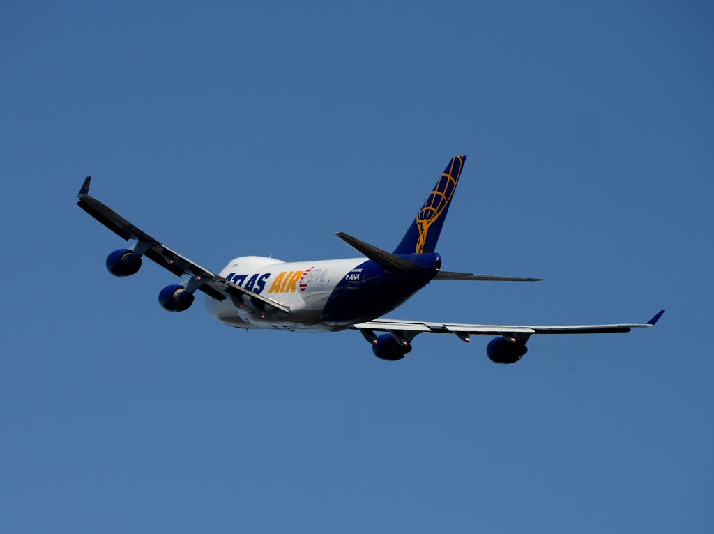 出発 ATLAS 747-47UF