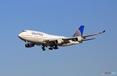 着陸 UNITED 747-400 N128UA