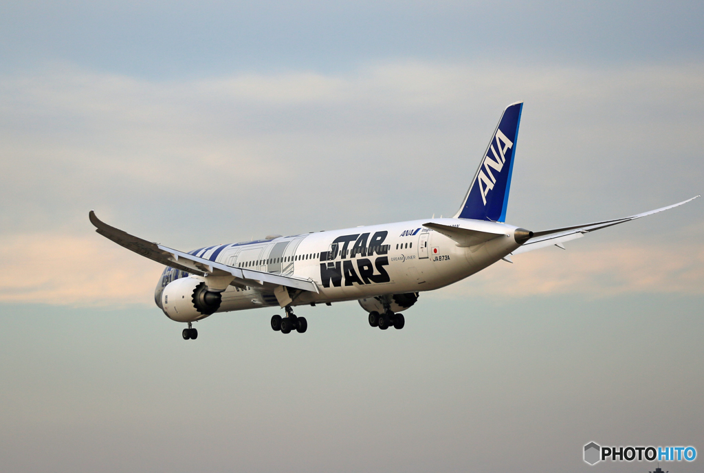 到着 ANA R2-D2 787-9 JA873A