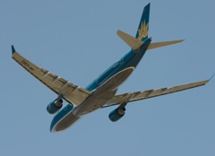 離陸 vietnam A330-223