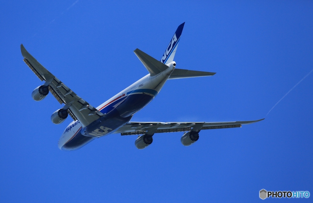 ☮今日の７４７ジャンボ機・白い糸付き✈