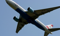 離陸(224)Austrian 777-2Z9 離陸(224)Austrian 777-2Z9