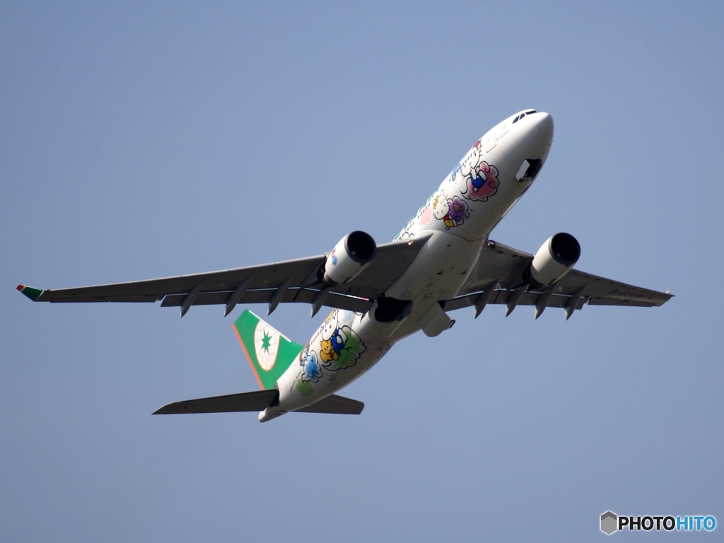 出発　EVA A330-203　「キティ」