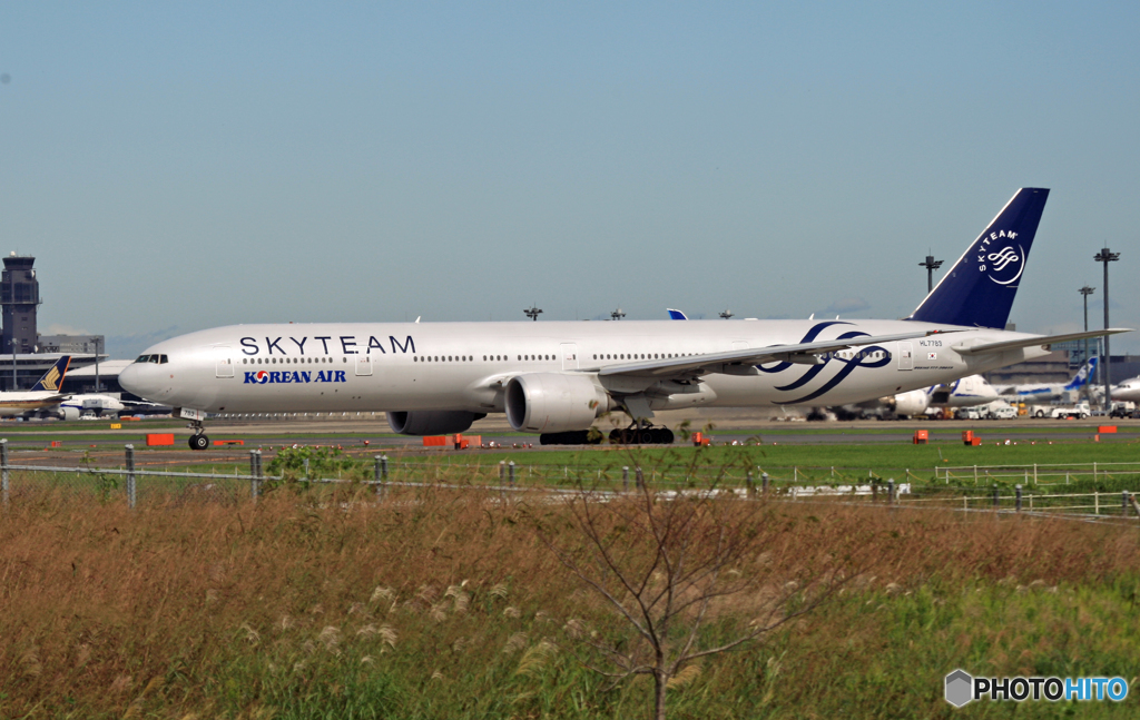 出発 KOREAN SKY 777-3B5 HL7783