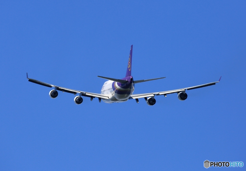 出発　THAI 747-400 HS-TGY
