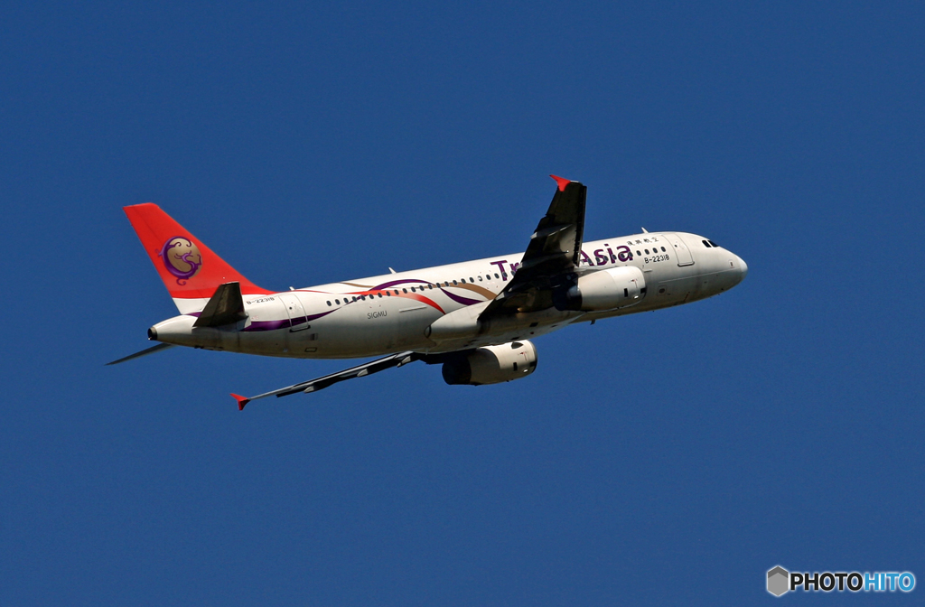 出発 Trans Asia A320-233 B-22318