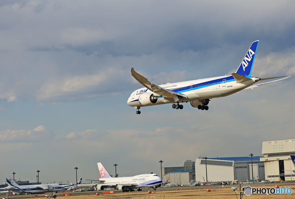 「SKY」 ANA 787-9 JA876A Landing