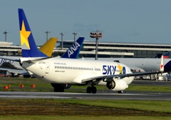 離陸(411)SKY 737-800 離陸(411)SKY 737-800