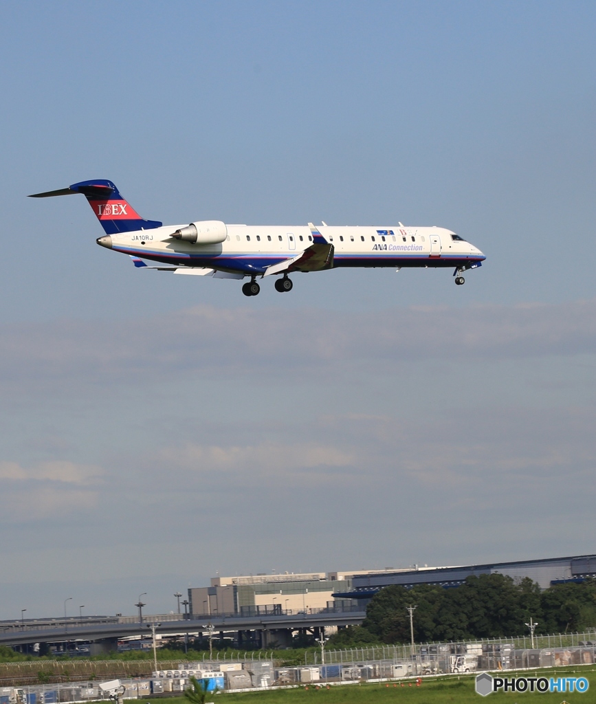 着陸　IBEX CRJ-700 JA10RJ