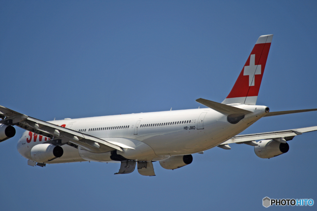 SWISS A340-313 HB-JMO 出発 