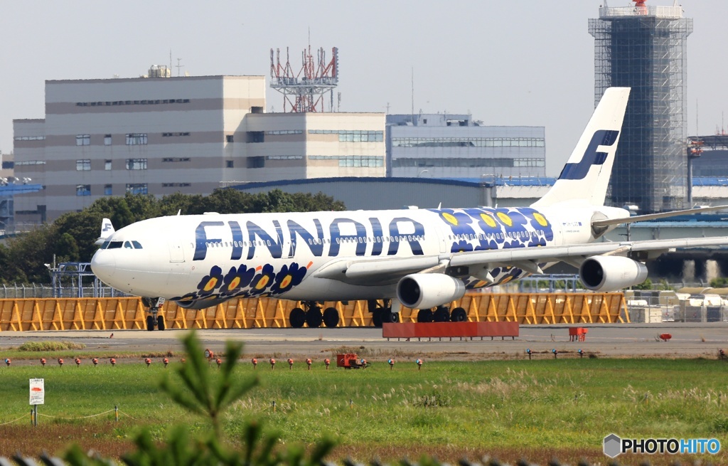 FINNAIR A340-313 OH-LQD 出発　