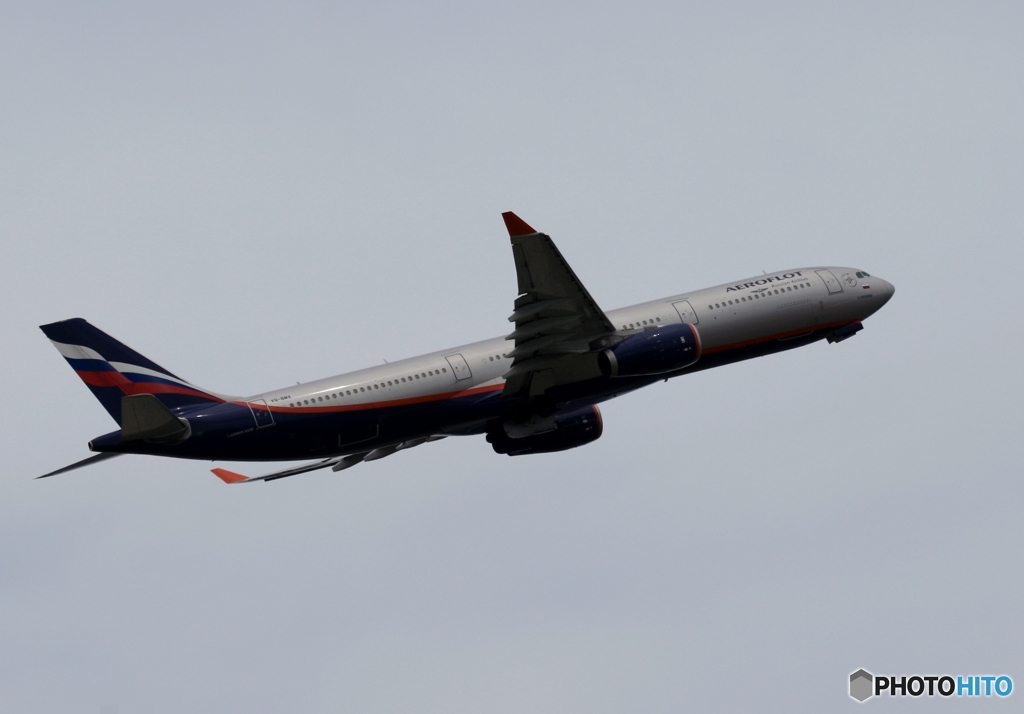 離陸　AEROFLOT A330-343