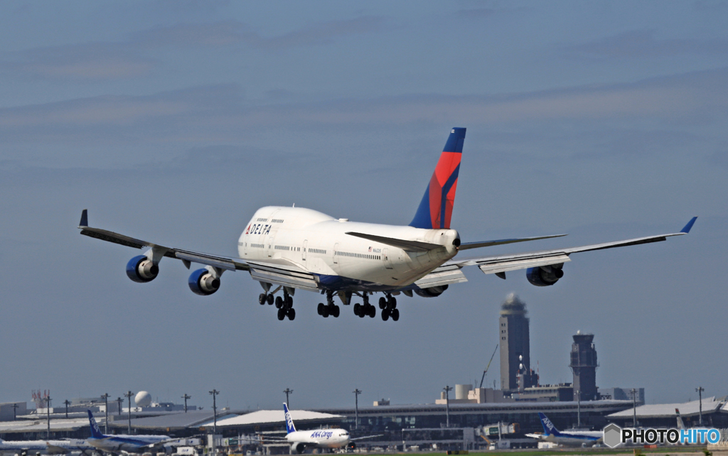 [青空]DELTA 747-400 N662US/ジャンボ保存委員会
