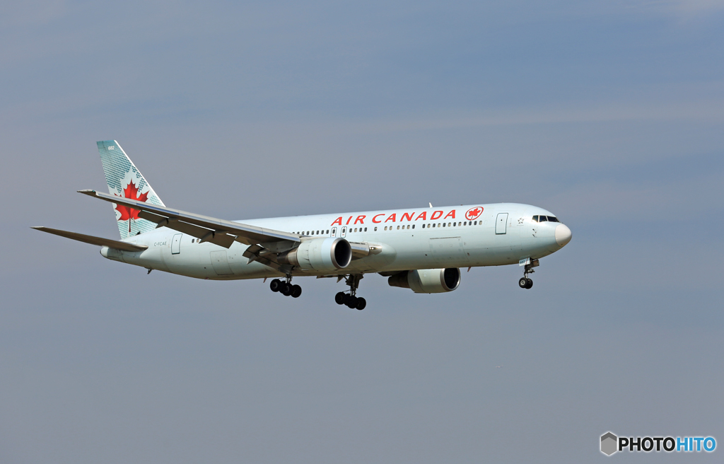 「すかい」 Air Canada 767-375 C-FCAE着陸 