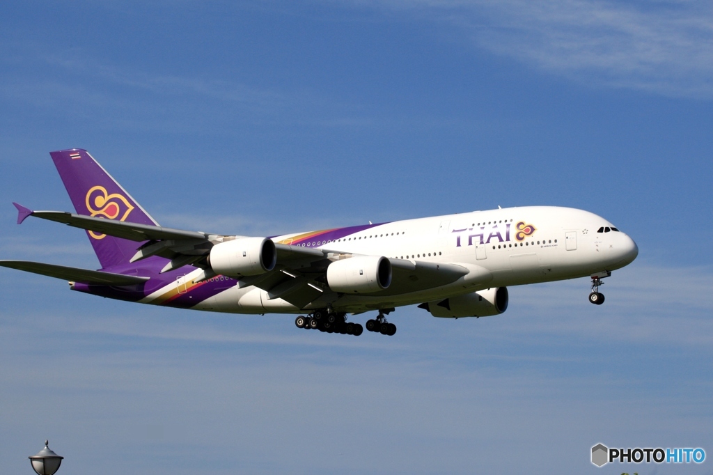 Thai A380-841 HS-TUE 到着　
