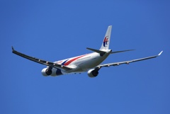 malaysir A330-323 9M-MTL 離陸　