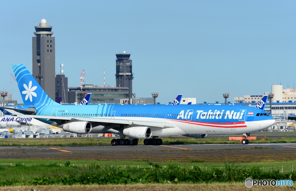 Air Tahiti Nui A340-313 出発　